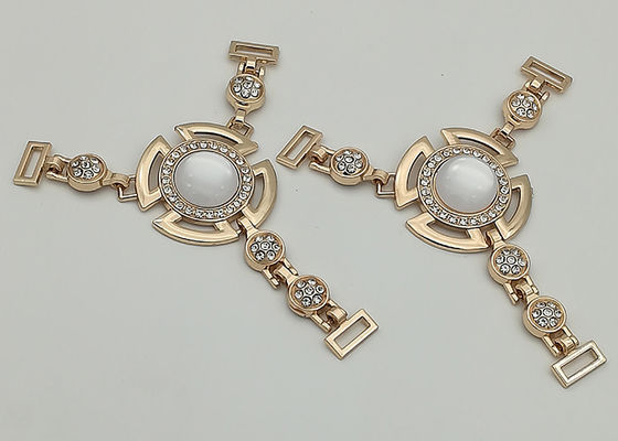 Chine Chaînes en alliage de zinc de bijoux de botte, type de T courroies de botte de chaîne avec de la fausse pierre fournisseur