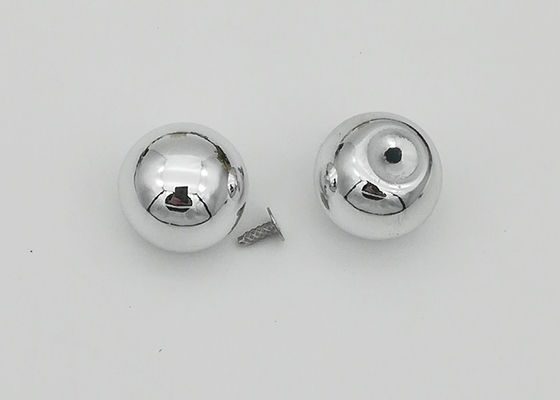 Chine Les têtes décoratives rondes de rivet, le bruit décoratif argenté d'Acryl rivette élégant fournisseur
