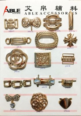Chine Boucle en alliage de zinc d'accessoires d'or pour des pièces de chaussure, boucles de chaussure de danse fournisseur